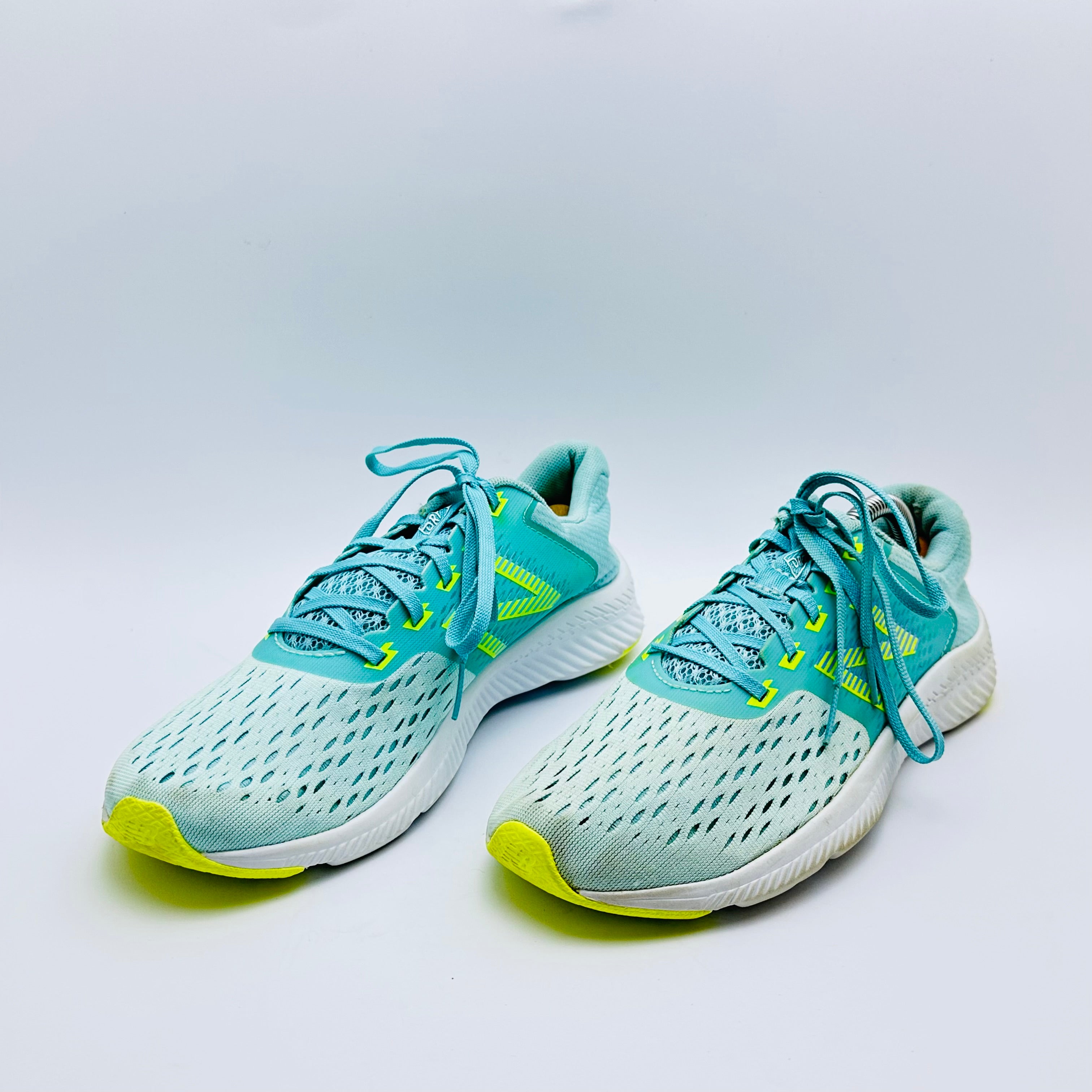New Balance Women's DRFT V1 Running Shoe, Blue/Green